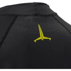 Musto Insignia UV Fast Dry Rash Guard - Black -Diving Specialty Store 2020 Musto Insignia Fast Dry Long Sleeve Rash Guard 80901 991 3