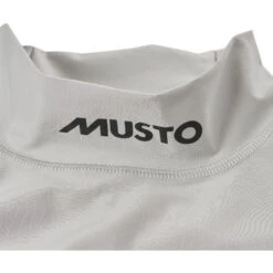 Musto Sunblock Dynamic Short Sleeve Rash Guard - Light Grey 8 Musto Sunblock Dynamic Short Sleeve Rash Guard - Light Grey -Diving Specialty Store 2020 Musto Sunblock Dynamic Rash Guard 81216 931 4